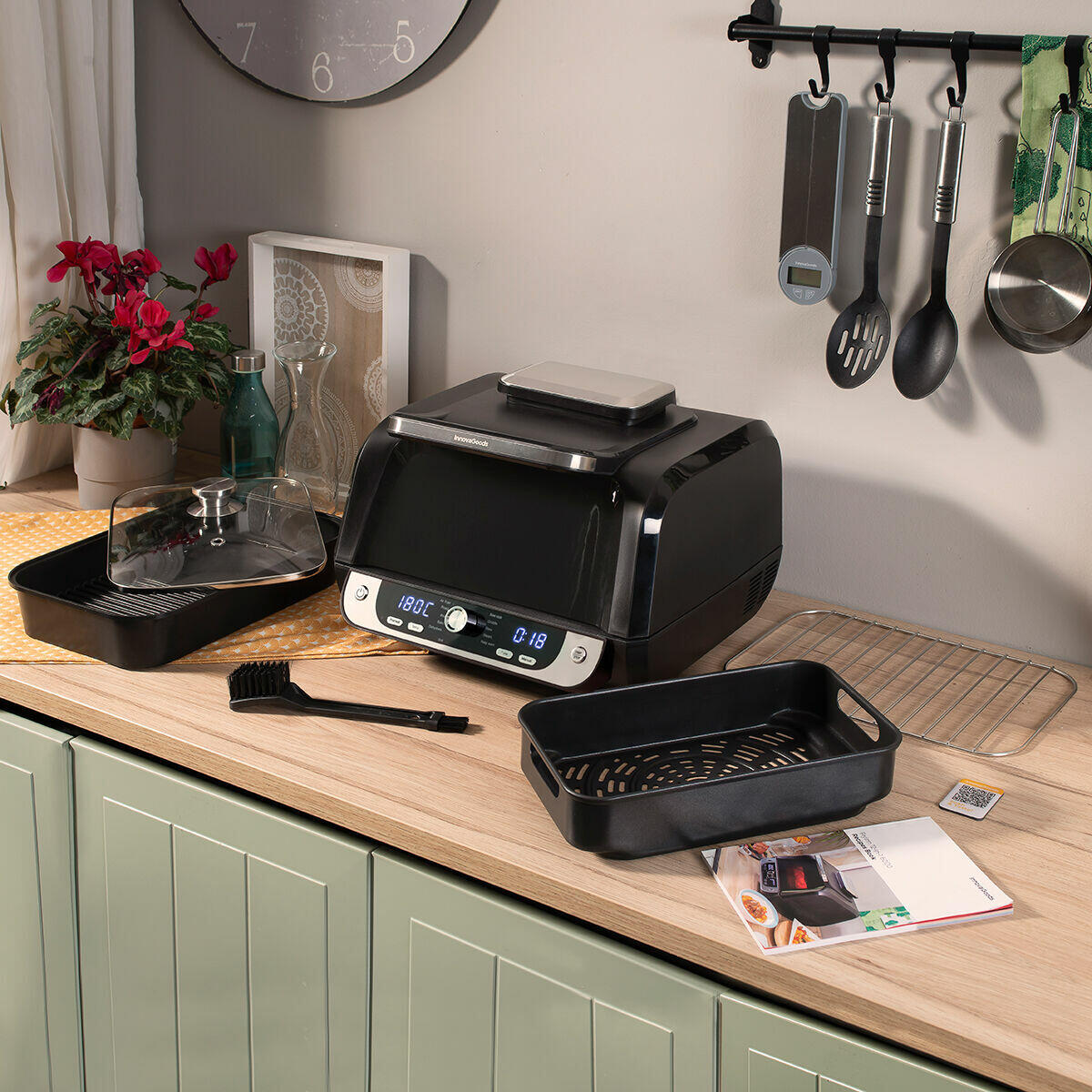 Freidora de Aire InnovaGoods Fryinn 12 en 1 con Grill – 6L / 3400W